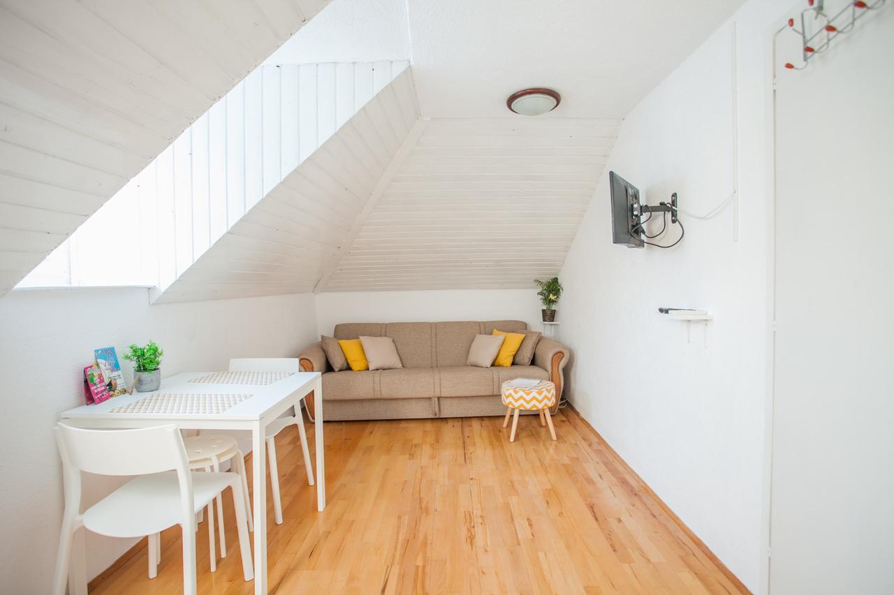 Top-Floor Apartment In Trogir Center Esterno foto